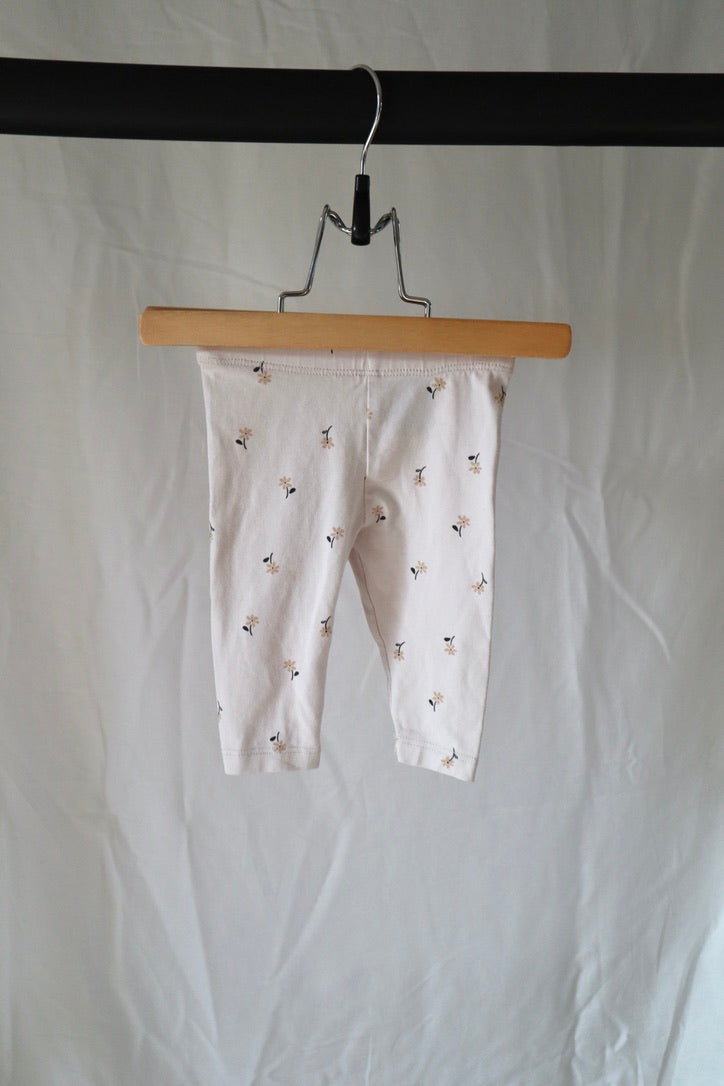 H&M Ruffle Sweatshirt & Floral Legging Set — 1–2M