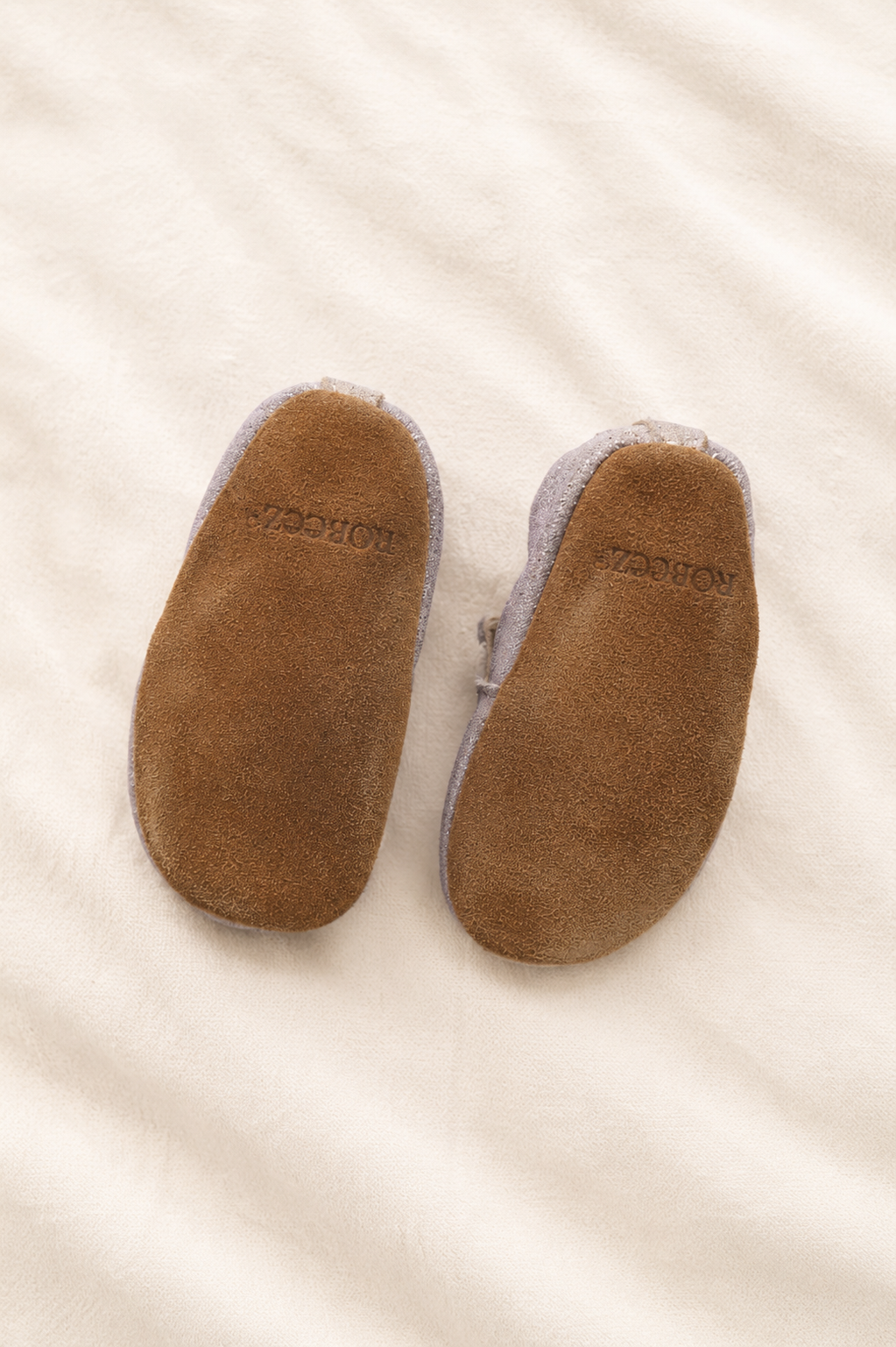 NWT Robeez — Pretty Pearl Lavender Soft Sole Leather Shoes — 0–6M