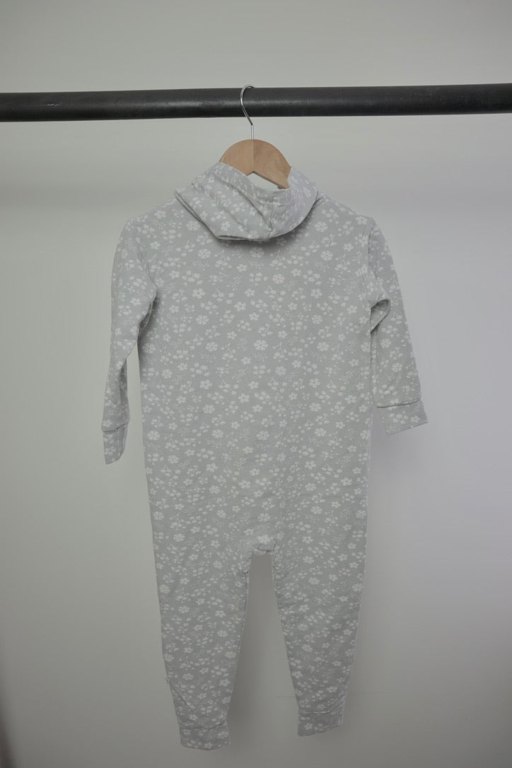 Tiny Button Apparel — Hooded Zip Romper — Soft Grey Floral — 3/4T