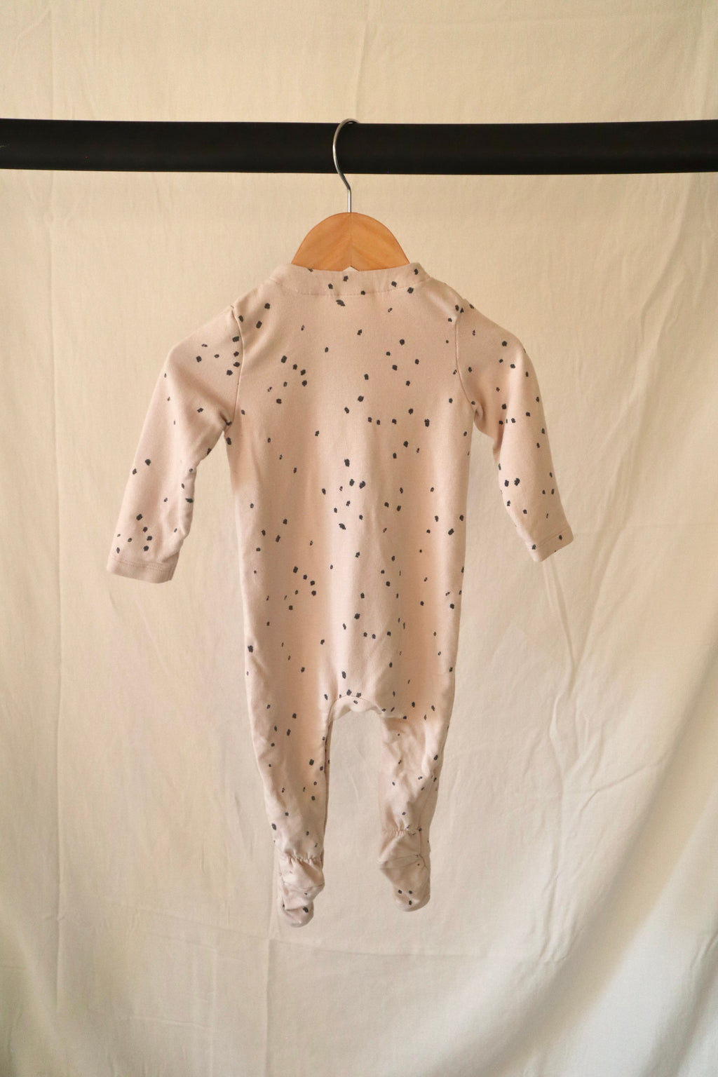 HEMA — Speckled Footed Sleeper — 3–6M