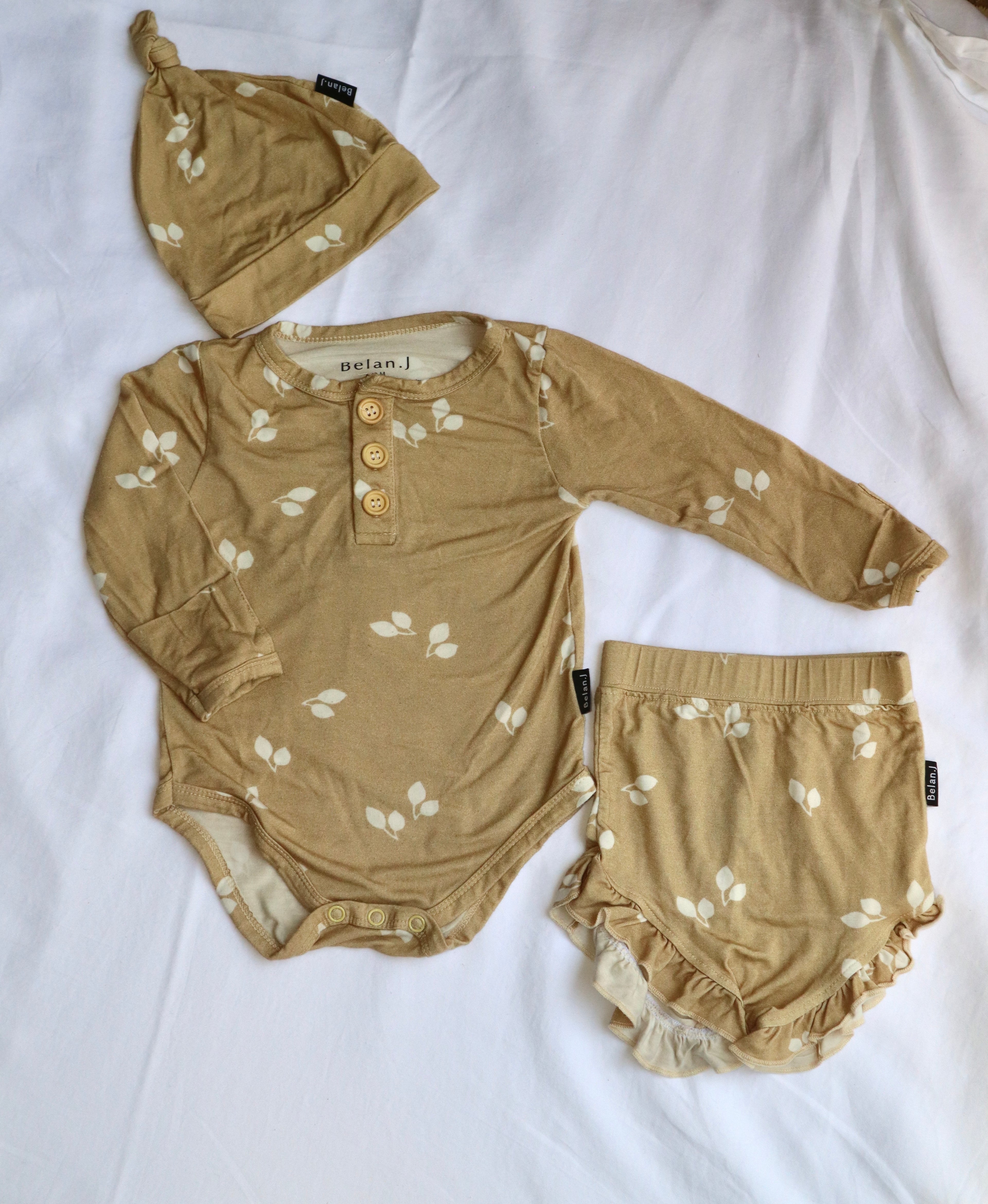 Belan.J — Bamboo Henley Set — Camel Leaf — 3-12 months
