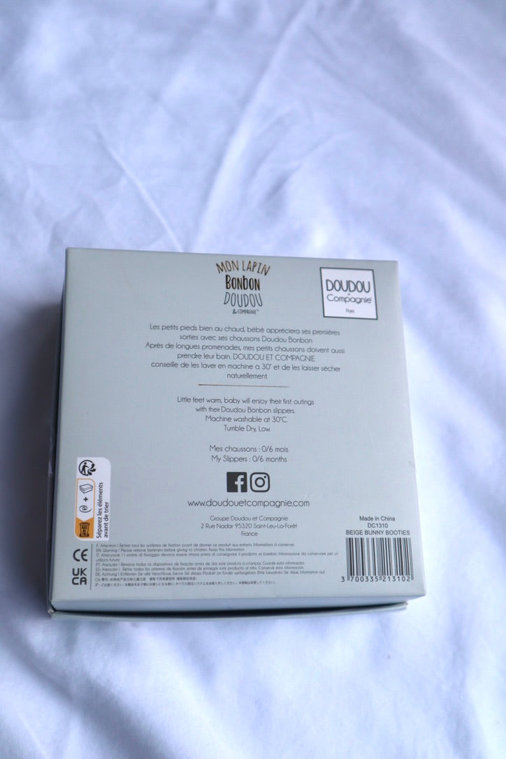 Doudou et Compagnie — Mon Lapin Bonbon Bunny Slippers — 0–6 Months — Brand New in Box