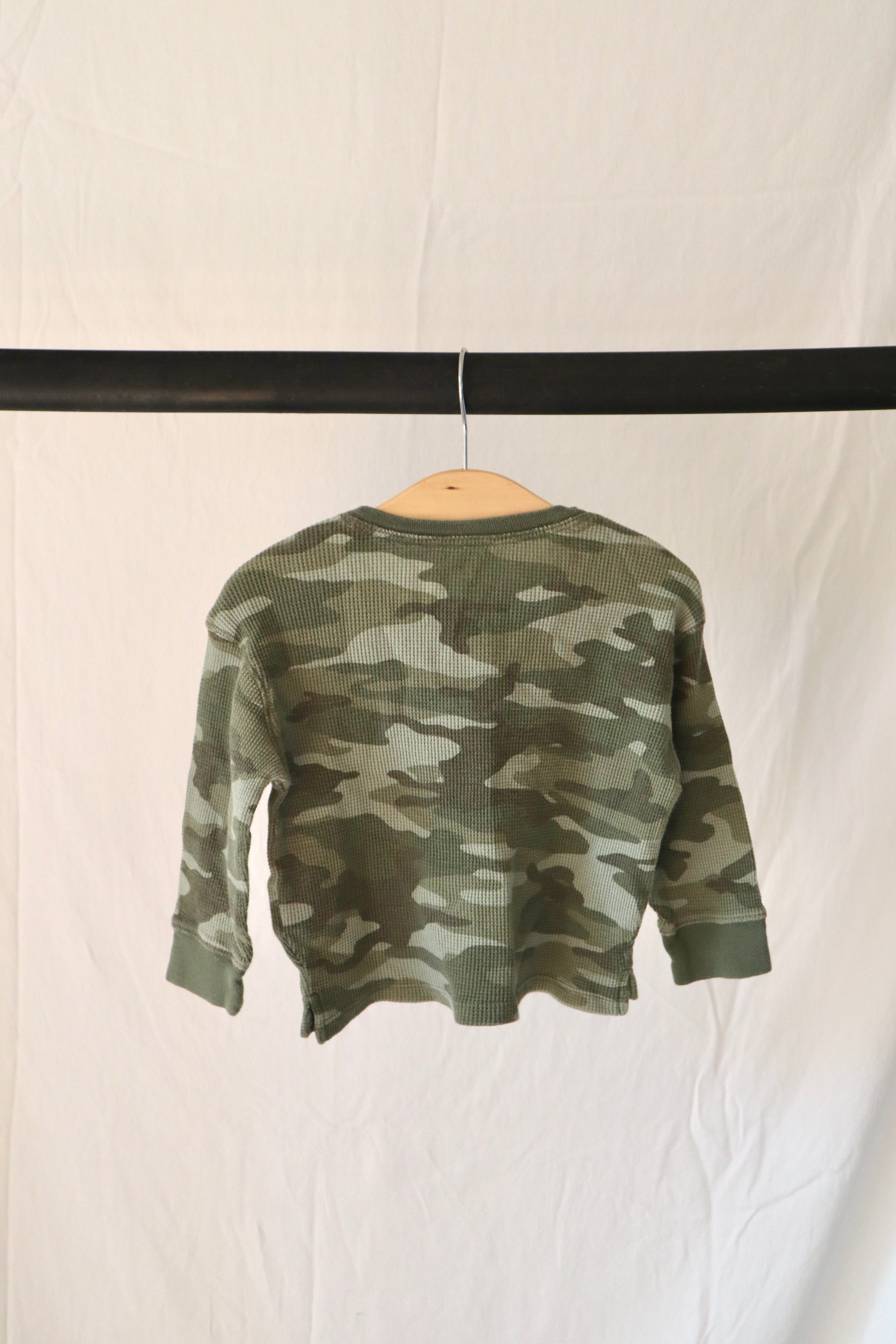 Baby Gap — Waffle Knit Camo Henley — 18–24M
