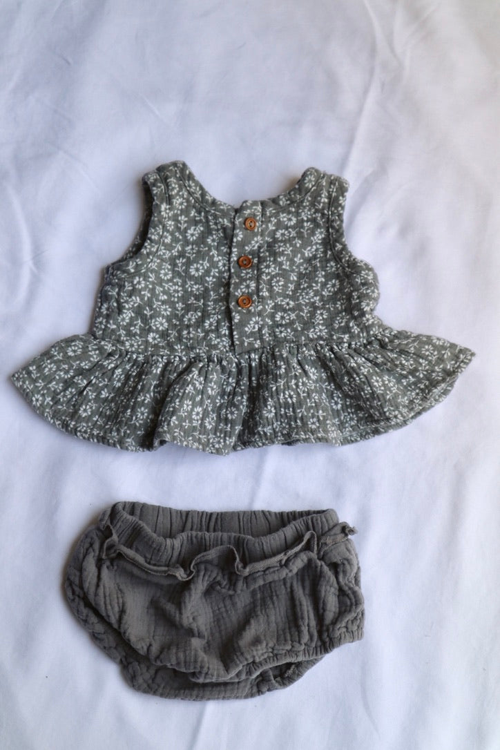 Quincy Mae — Sleeveless Peplum Set — 0–3 Months — Organic Cotton