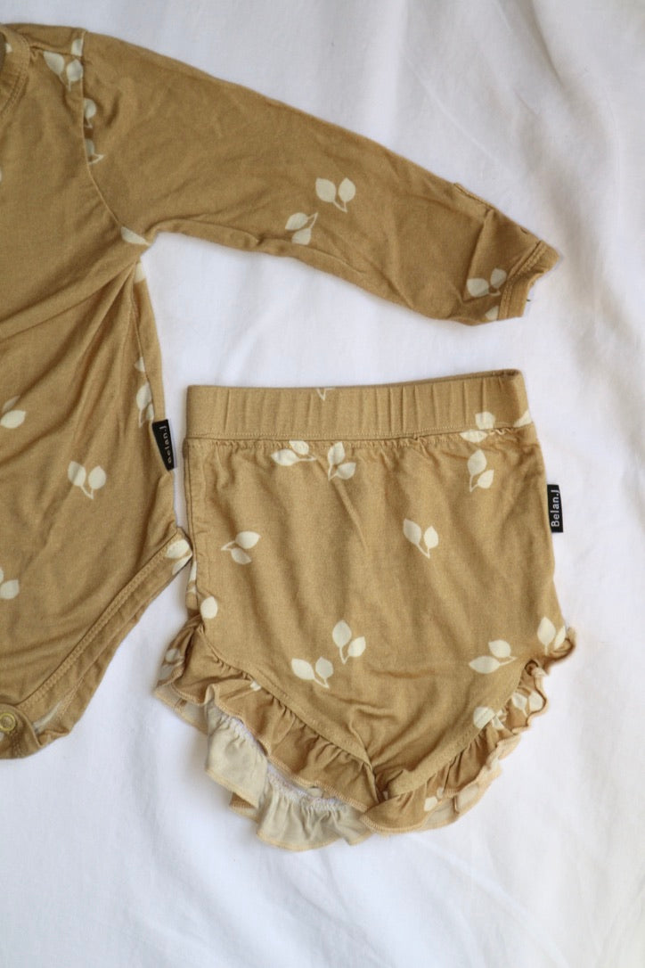 Belan.J — Bamboo Henley Set — Camel Leaf — 3-12 months