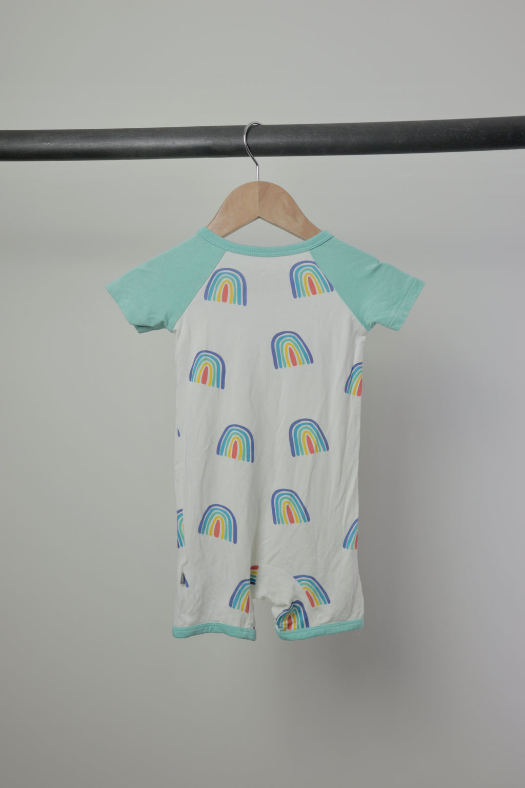 Kyte Baby — Rainbow Shortall Romper — 2T