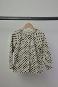 Konges Sløjd Coco Frill Heart Blouse — Cream with Navy Hearts — 5–6Y