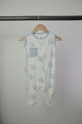 Kyte Baby — Sleeveless Bamboo Romper in Rainbows — 3T