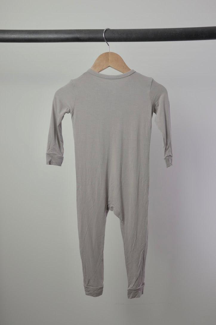Kyte Baby — Bamboo Double-Zip Romper — Grey — 3T