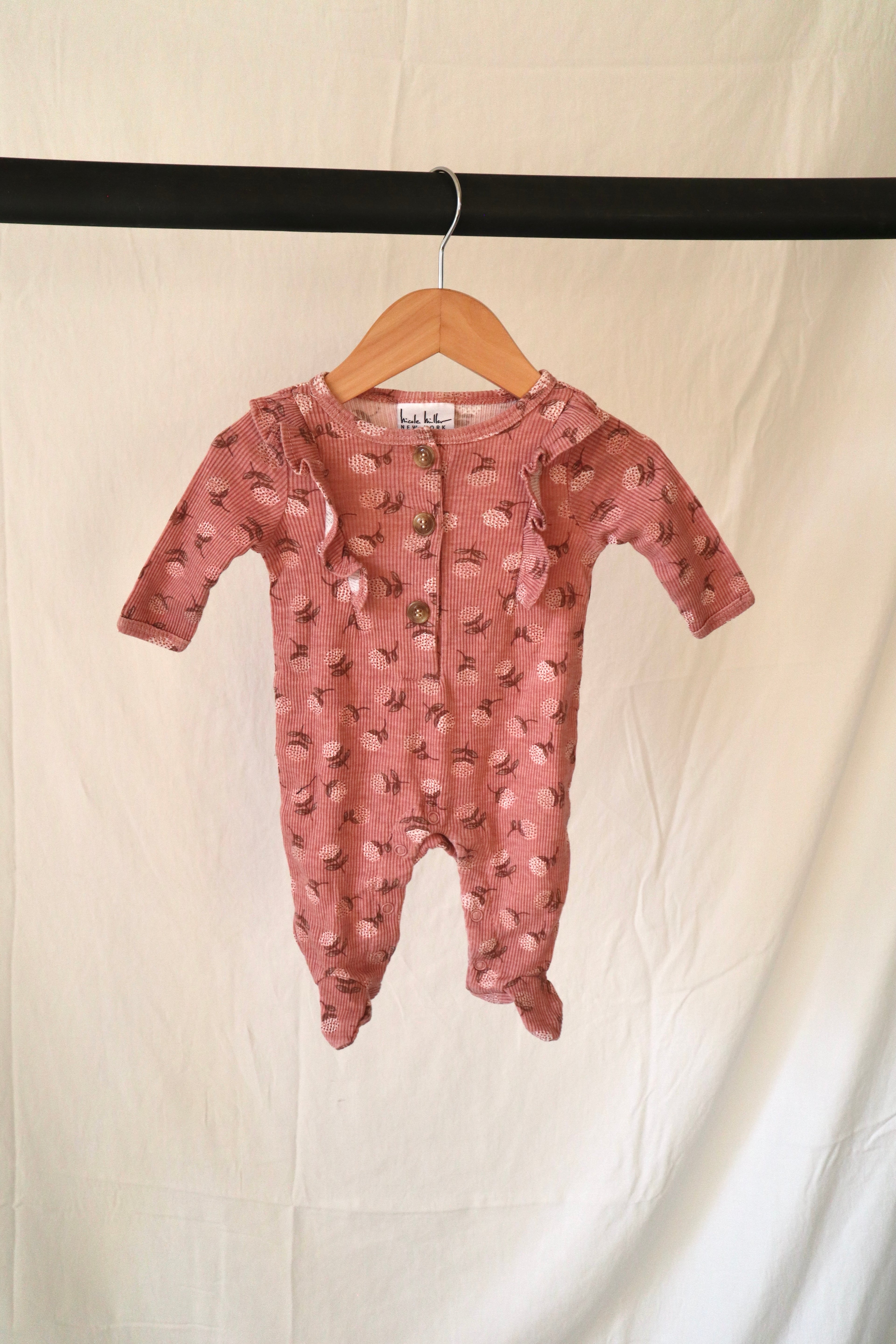 Nicole Miller — Pink Floral Ruffle Footed Sleeper — 0–3M