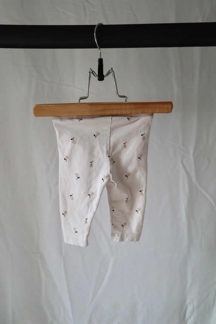 H&M Ruffle Sweatshirt & Floral Legging Set — 1–2M